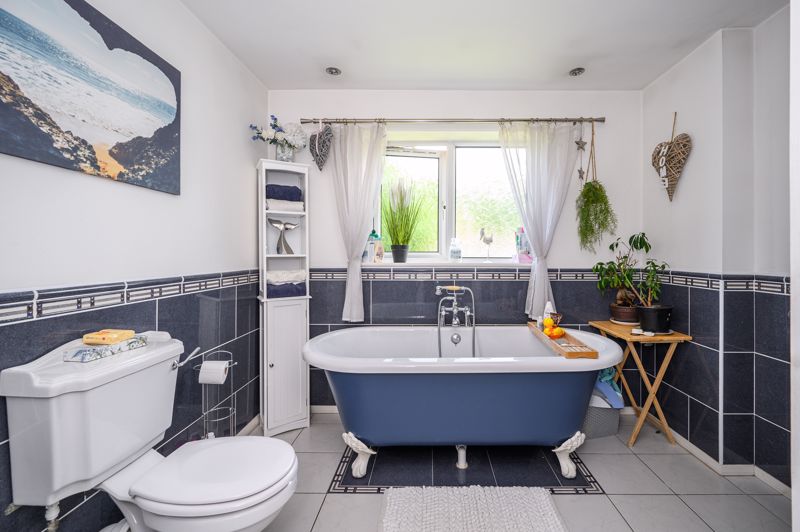 Bathroom- click for photo gallery